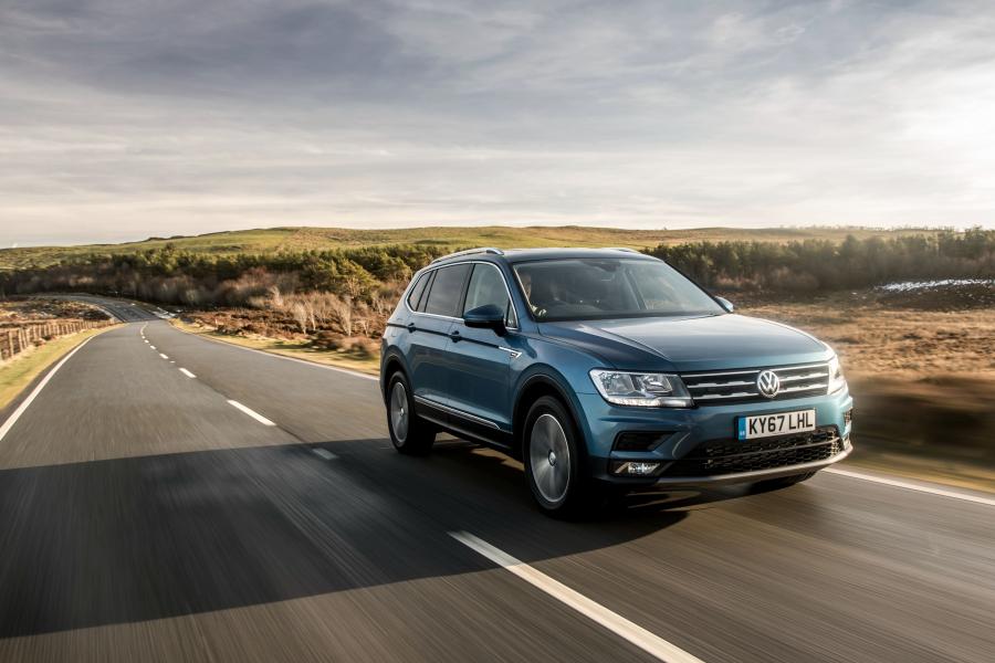  Volkswagen Tiguan Allspace 2018 года  (UK) (фото 5 из 40)